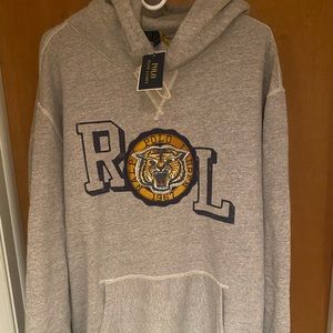 Polo Ralph Lauren Men’s Tiger Emblem Gray Pullover Hooded Sweatshirt.